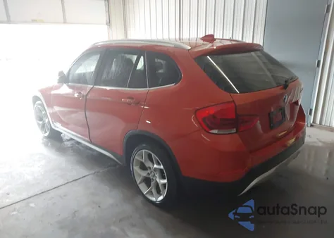 2015 BMW X1 xDrive28I z USA, uszkodzony, nr VIN WBAVL1C51FVY32983